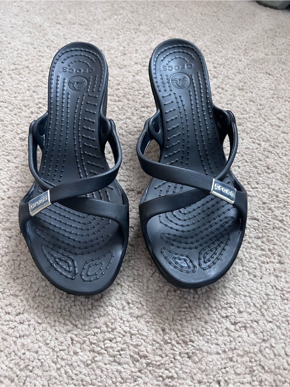 CROCS Women's Black Crisscross Slip-On Sandals